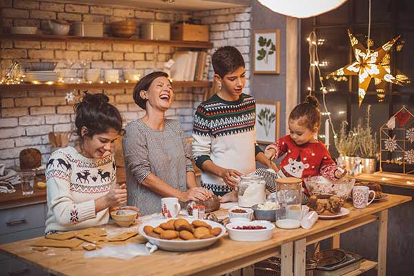 51 Fun Family Christmas Traditions and Celebration Ideas