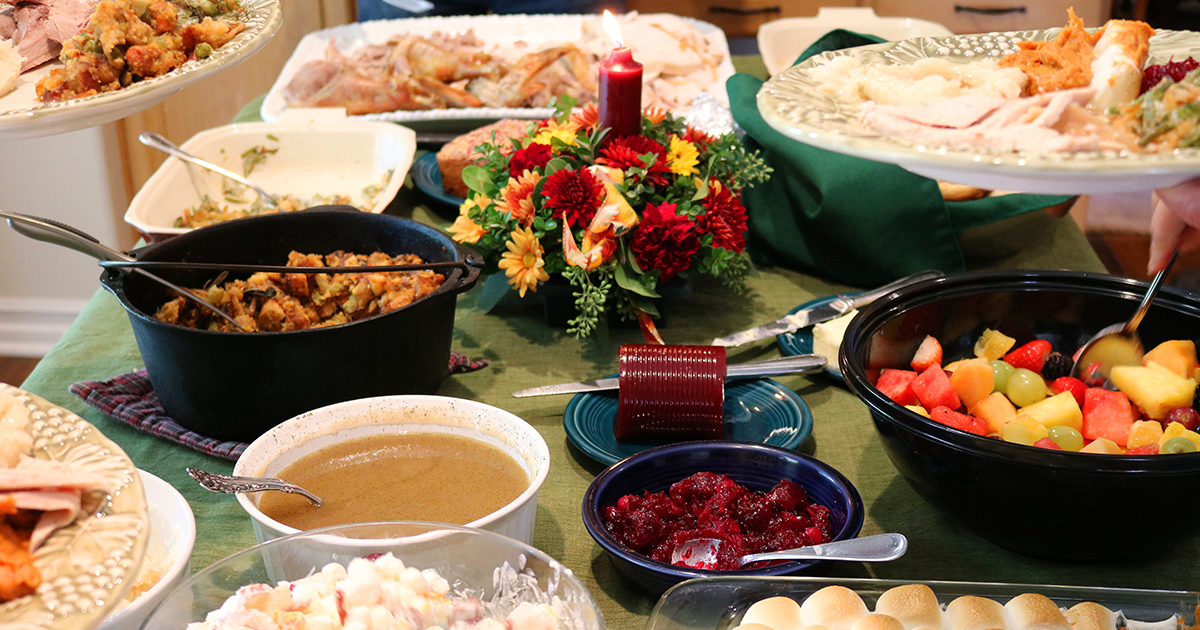 35 Potluck Tips And Ideas For Large Groups